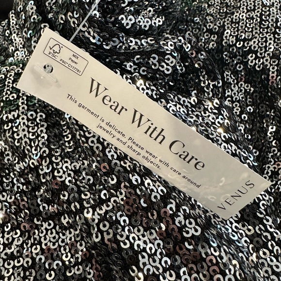 Venus NWT SZ 12 Sparkling Sequin Pants Black and Silver - Picture 5 of 5
